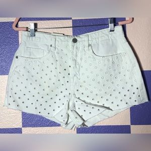 NWT BlankNYC Barrow High Rise Shorts with Embroidered Eyelets in White